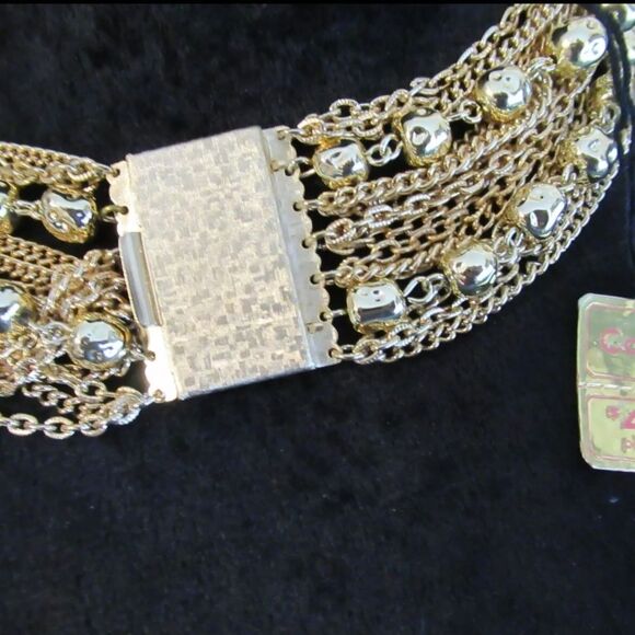 Coro Vtg Gold Tone Beaded Link Multi Strand Necklace 17" New Old Stock NOS NWT - Picture 4 of 10